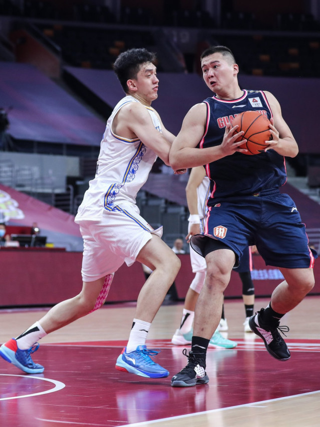 开云体育官网-关于转会期托特纳姆主帅复盘毕尔巴鄂竞技今夜篮板制胜，媒体一致点评：广东宏远完成体检备战德国杯的信息